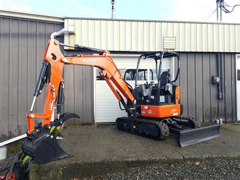 compact excavator trans|Kubota U35.